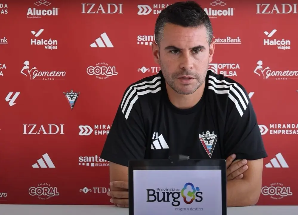 Fran Justo, entrenador del Mirand&eacute;s. | CD Mirand&eacute;s.