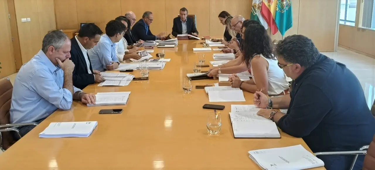 EuropaPress_6944510_diputacion_sevilla_destina_16_millones_euros_ayudas_deporte_provincial_2025