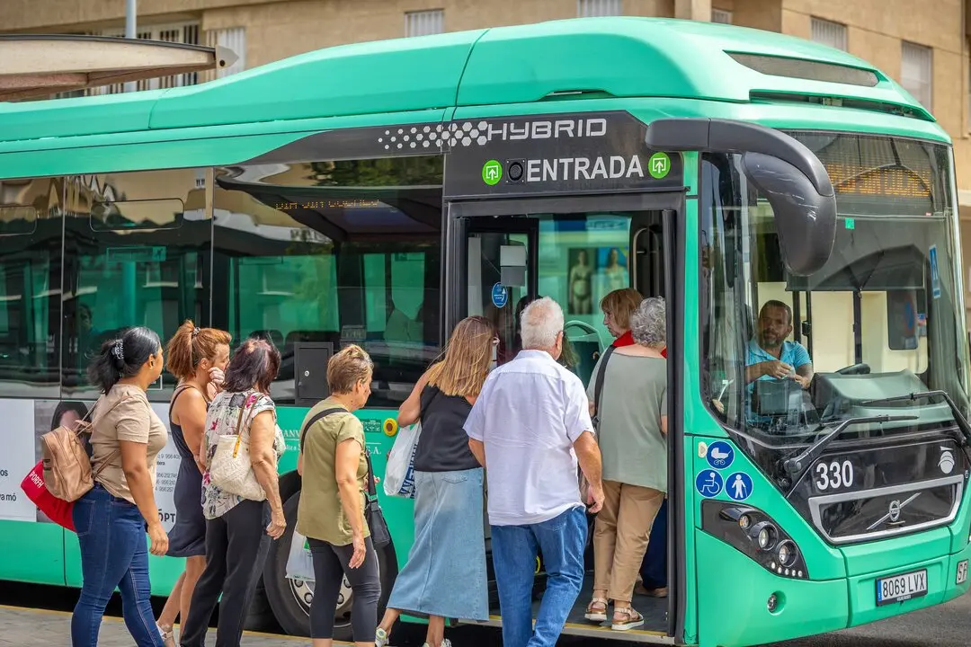 Autob&uacute;s urbano de San Fernando. | Ayuntamiento.