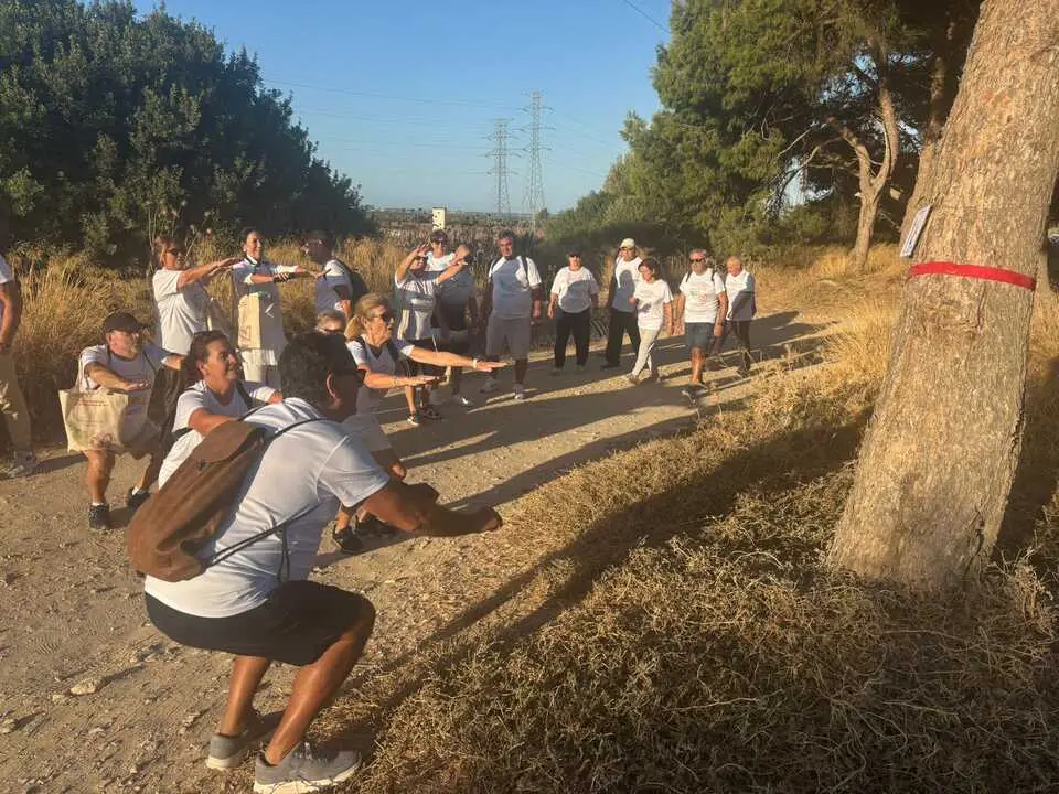 Paseo cardiosaludable de pacientes del Hospital de Puerto Real. | Junta de Andaluc&iacute;a.