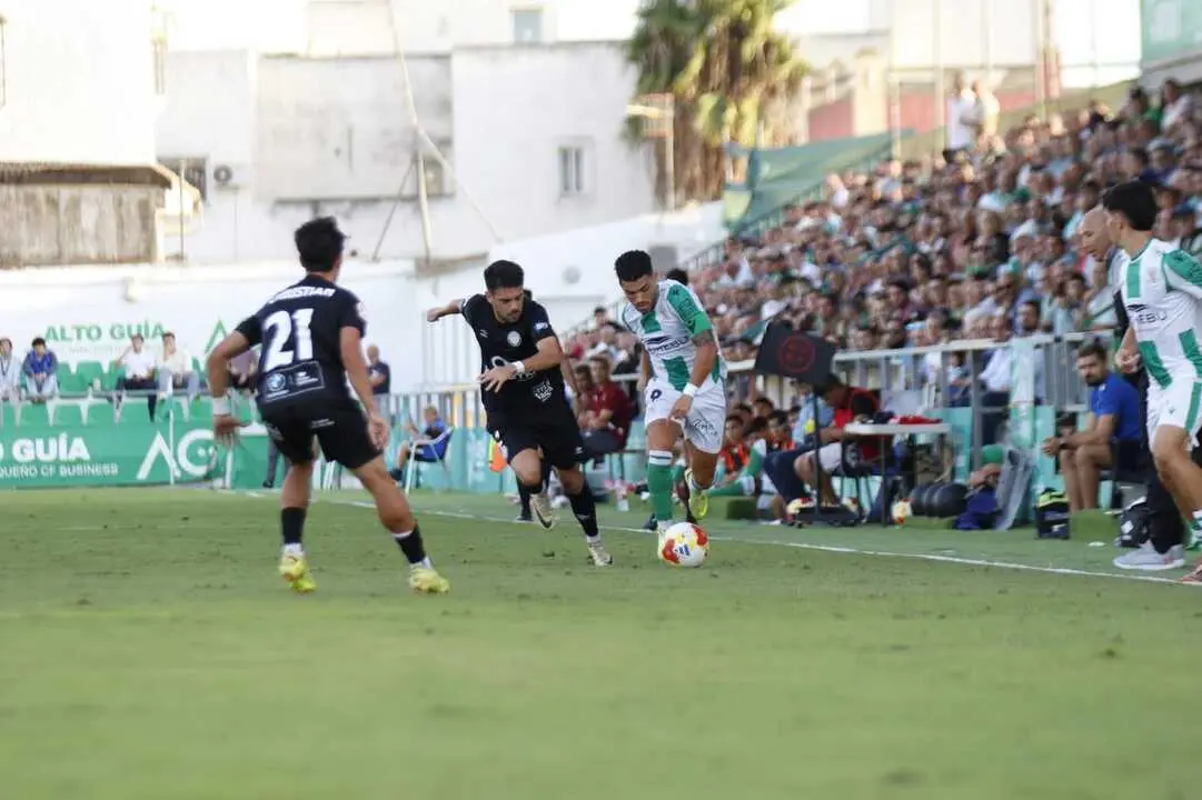 El Sanluque&ntilde;o sufri&oacute; su tercera derrota consecutiva, esta vez en El Palmar. / Atl&eacute;tico Sanluque&ntilde;o
