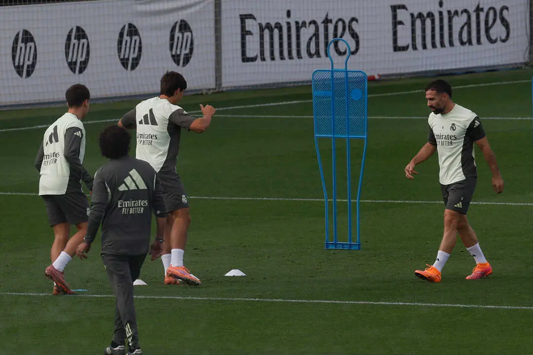 Carvajal (derecha), entrenando. | EFE