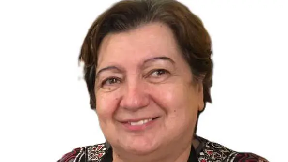 Elvira Loureiro.