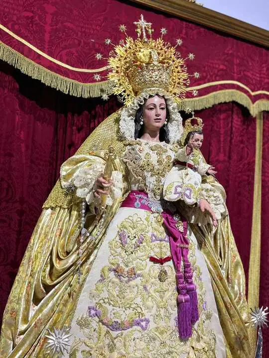 Virgen maria de La Algaida