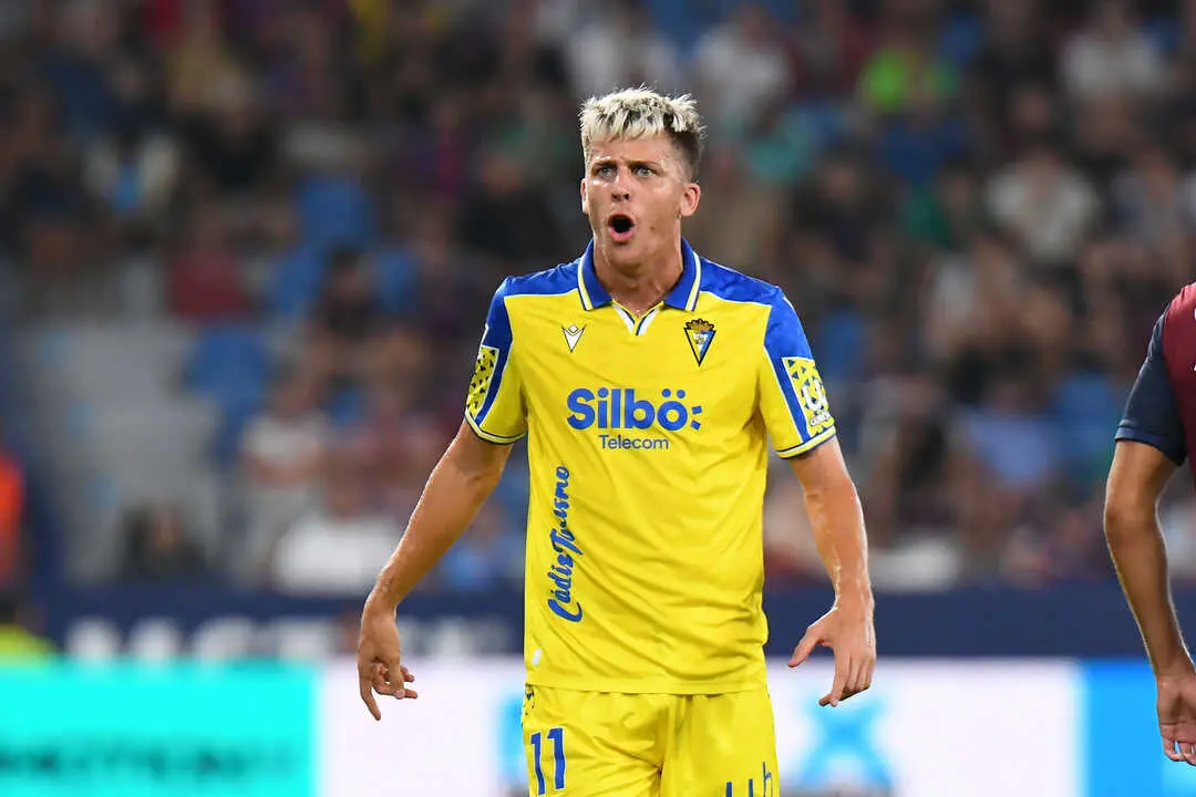 Iv&aacute;n Alejo, en un partido de la pasada temporada con el C&aacute;diz CF. / C&aacute;diz CF