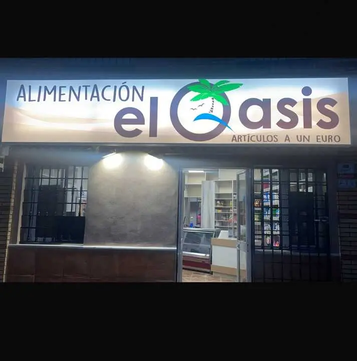 Fachada del establecimiento premiado, Alimentaci&oacute;n El Oasis. FOTO: Facebook