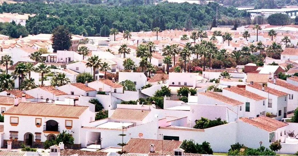 El municipio de Castellar de la Frontera, uno de los primeros de la provincia en lograr su plan de emergencias