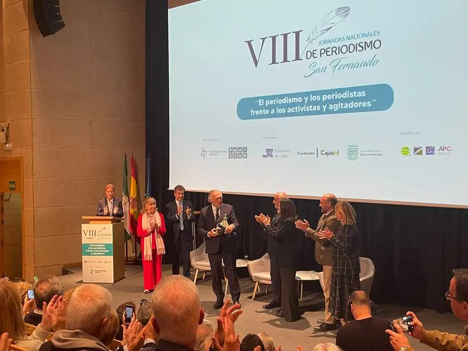 Premio a Pedro Piqueras en las Jornadas de Periodismo de Publicaciones del Sur.