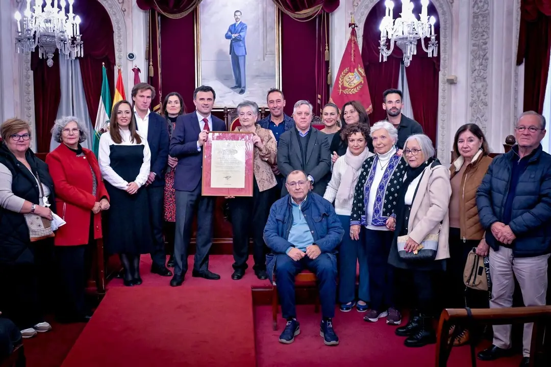 Premio Jes&uacute;s Gargallo a la Asociaci&oacute;n de P&aacute;rkinson de C&aacute;diz. | Ayuntamiento de C&aacute;diz.