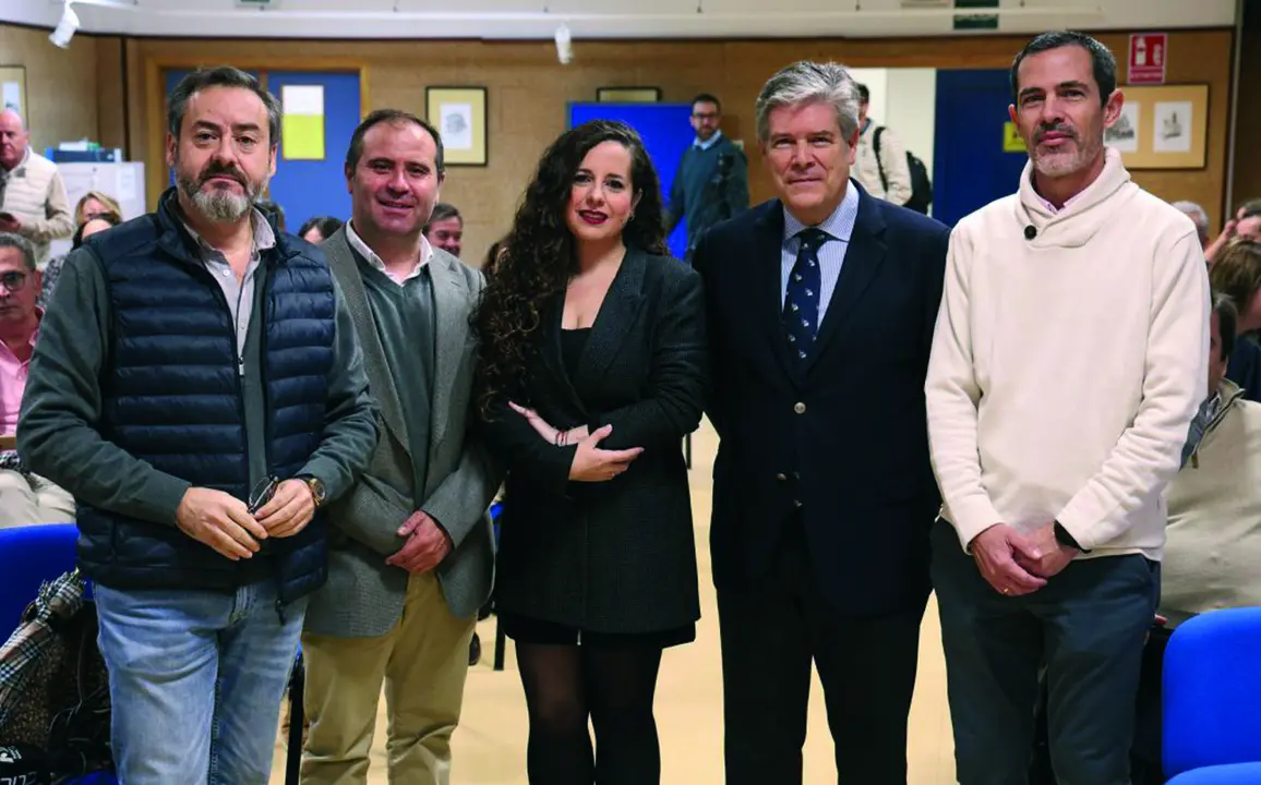 Los ponentes del acto organizado por ASOJEM. | cudtl puente genil