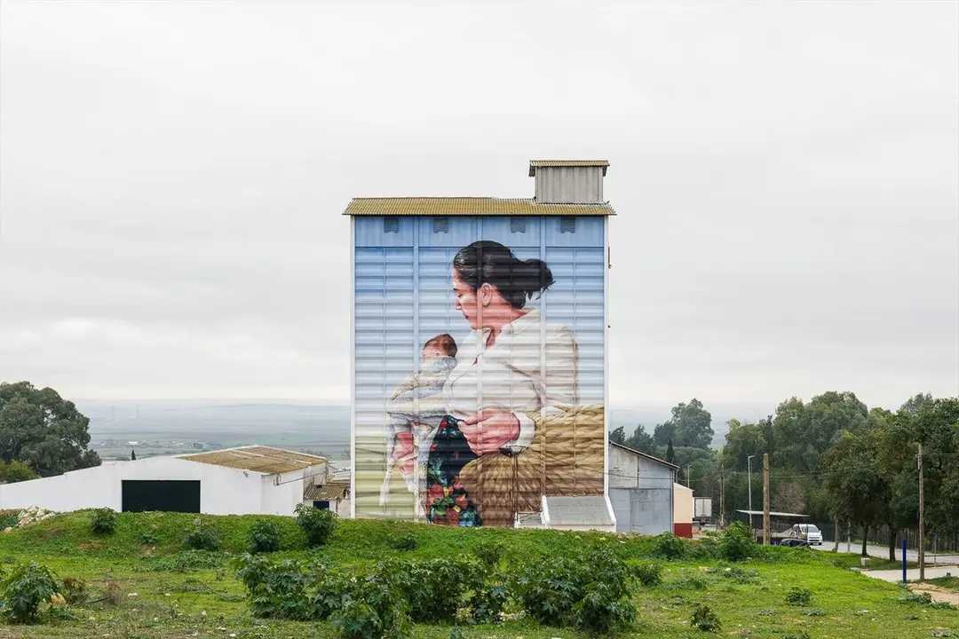 EuropaPress_6921071_mural_dedicado_mujer_recovera_realizado_artista_virginia_bersabe_viso_alcor