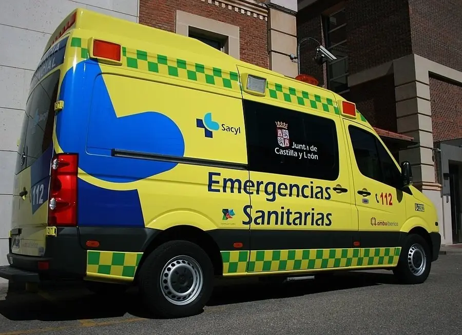 Ambulancia Soporte Vital B&aacute;sico. | Europa Press.