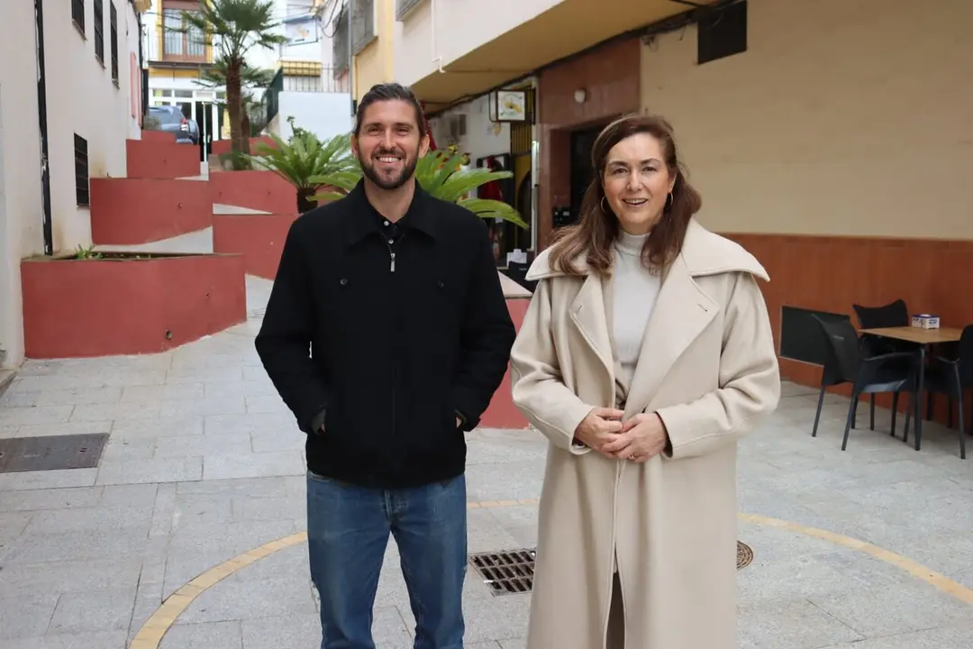 03122025 - Cristina Dur&aacute;n, delegada municipal de Educaci&oacute;n, Igualdad y Derechos Sociales; junto con Nico Salgueiro.