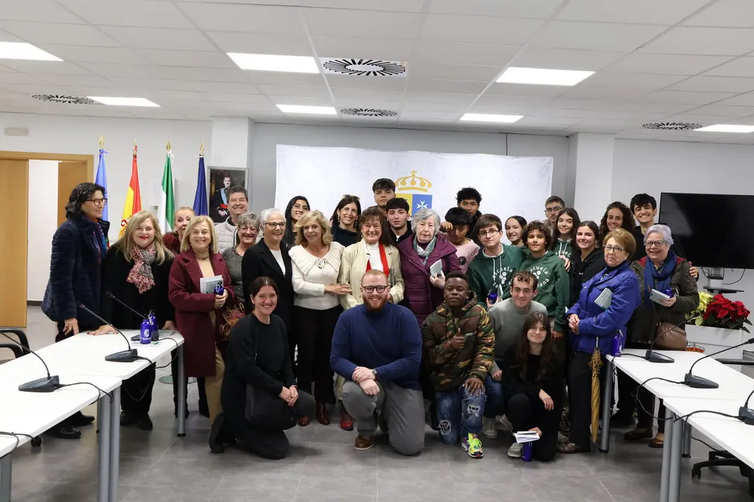 Pleno intergeneracional por el 6D.| AYTO SAN JUAN