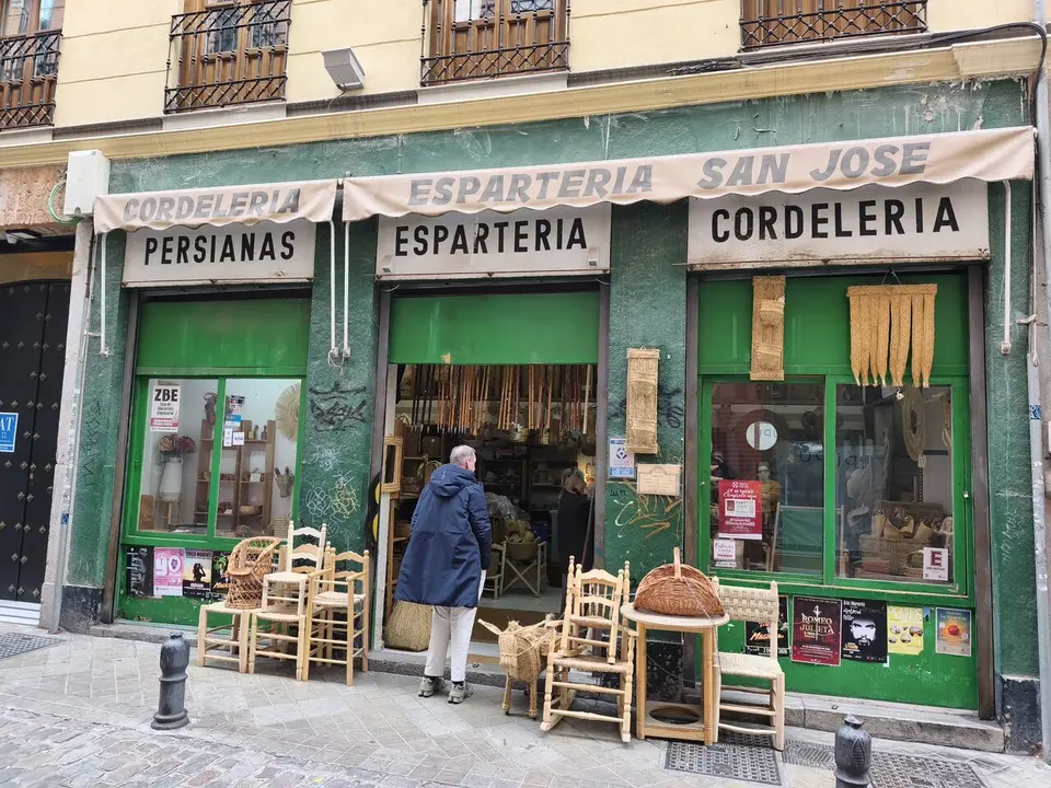 Una cordeler&iacute;a y esparter&iacute;a. | VIVA
