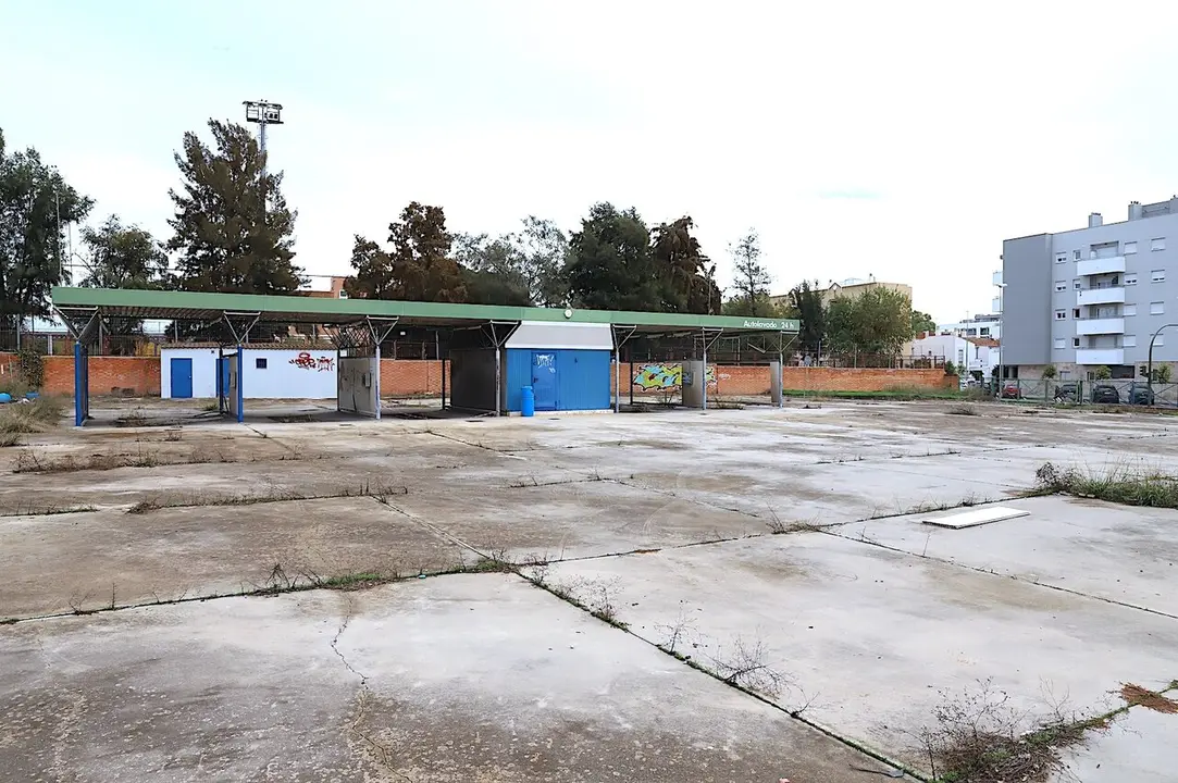 Una imagen del antiguo lavadero de coches de La Plata. | Viva Jerez.