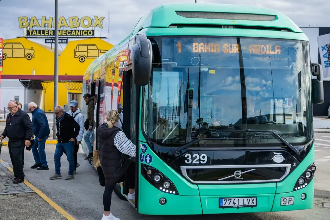 Autob&uacute;s urbano de San Fernando.