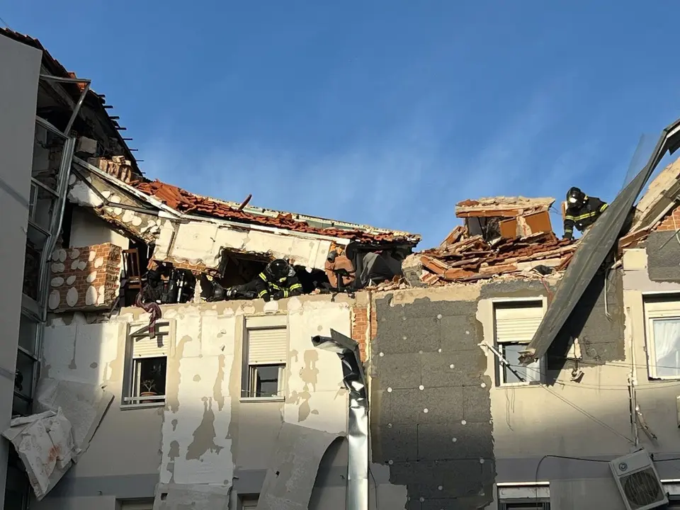 Una explosi&oacute;n de gas en una casa de Carabanchel deja un muerto y nueve heridos. | Europa Press.