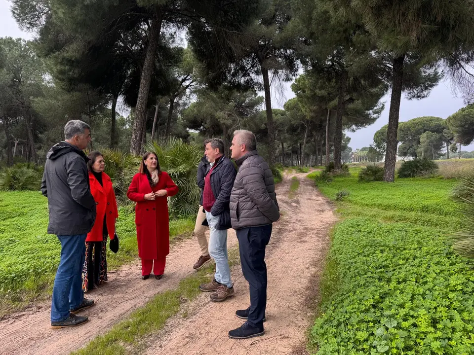 Comienzan las obras del carril de bici de Hinojos. | Mancomunidad Condado de Huelva.
