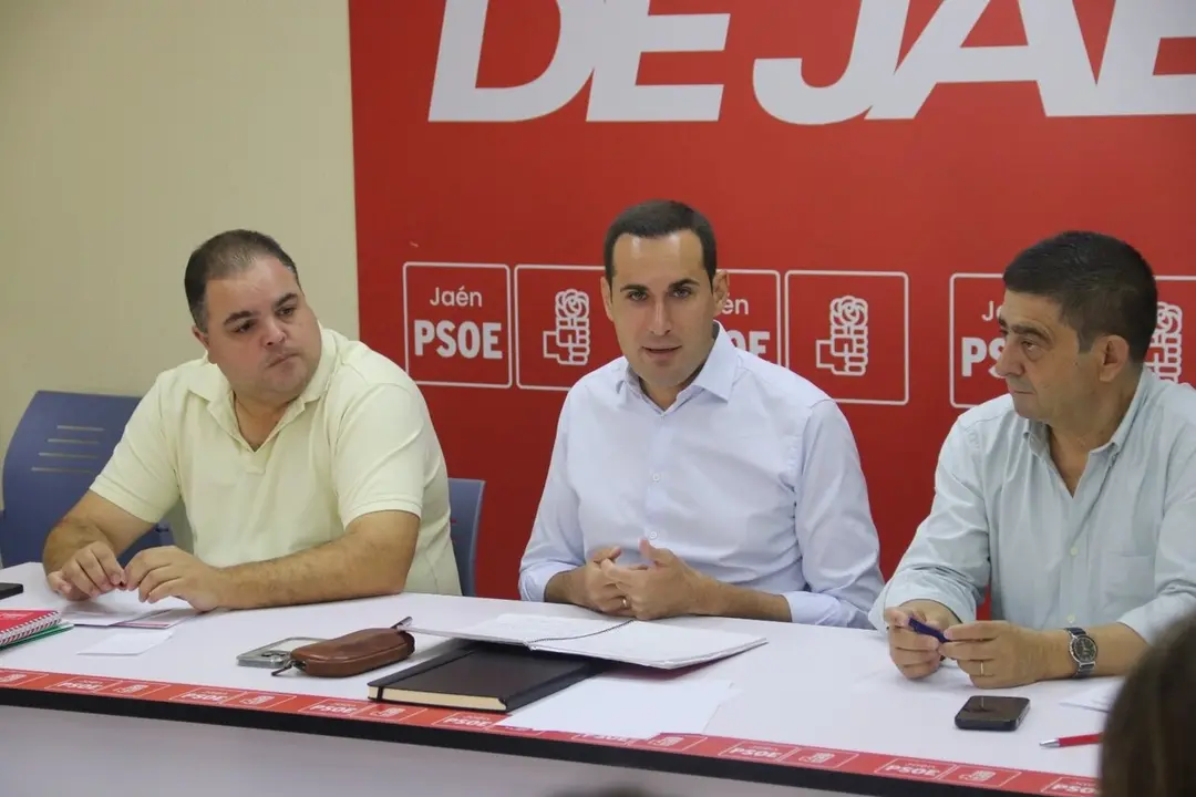 V&iacute;ctor Torres, Juan Latorre y Francisco Reyes. | PSOE Ja&eacute;n