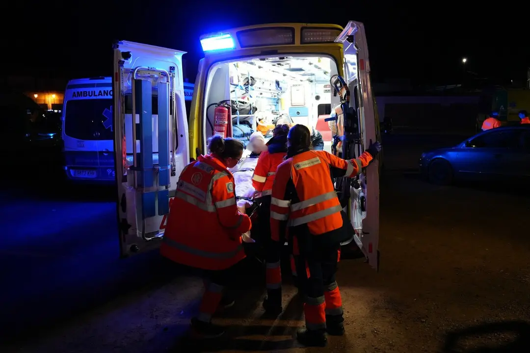Trabajos en le lugar del accidente ferrroviario de C&oacute;rdoba.