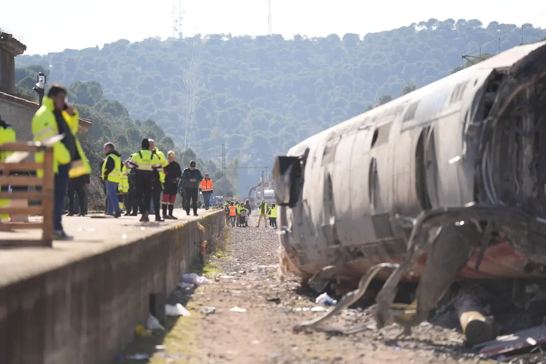  Uno de los vagones del tren de Iryo que descarril&oacute; en Adamuz | EP 