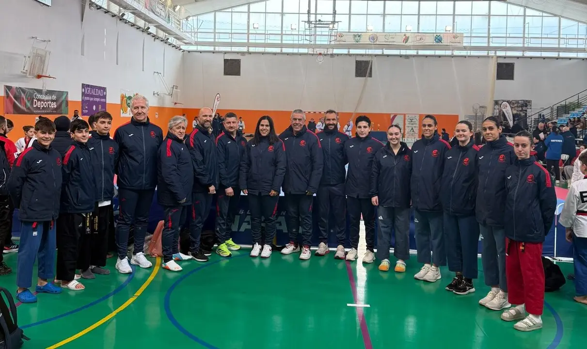 Expedici&oacute;n del Club "Ki" &Oacute;scar Dojang en el Open de Andaluc&iacute;a de Poomsae. - Foto: Club &Oacute;scar Dojang