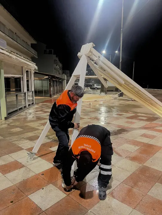 Efectos del temporal en la madrugada de este s&aacute;bado.