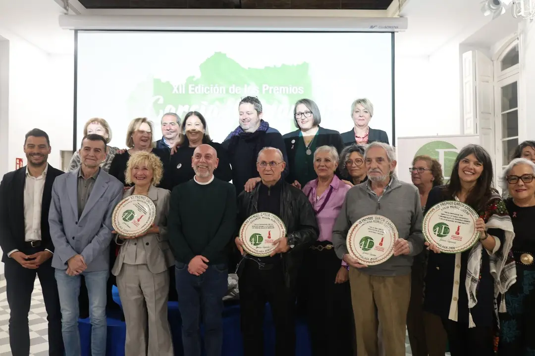 La investigadora Antonia Rodrigo Garc&iacute;a; el abogado Eduardo Mll&aacute;n Alba; la asociaci&oacute;n Amama; y la periodista Luc&iacute;a Mu&ntilde;oz Lucena recibieron los Premios Garc&iacute;a Caparr&oacute;s de la Fundaci&oacute;n Andaluza de Memoria y Cultura | PREMIOS GARC&Iacute;A CAPARR&Oacute;S
