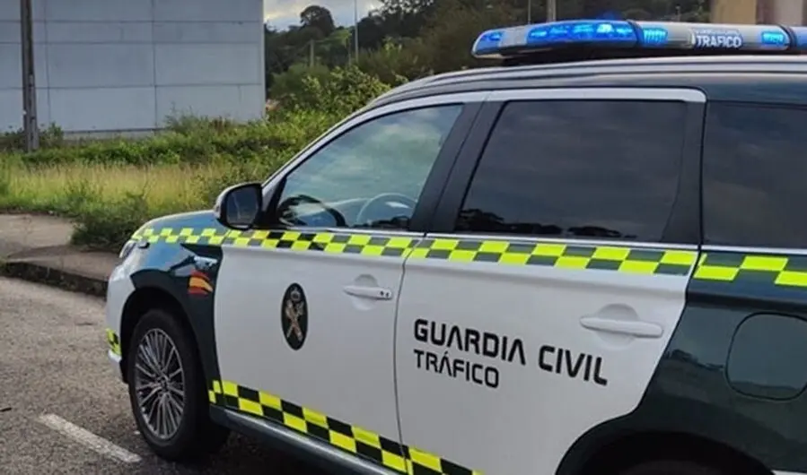 Guardia Civil de Tr&aacute;fico./Ep.