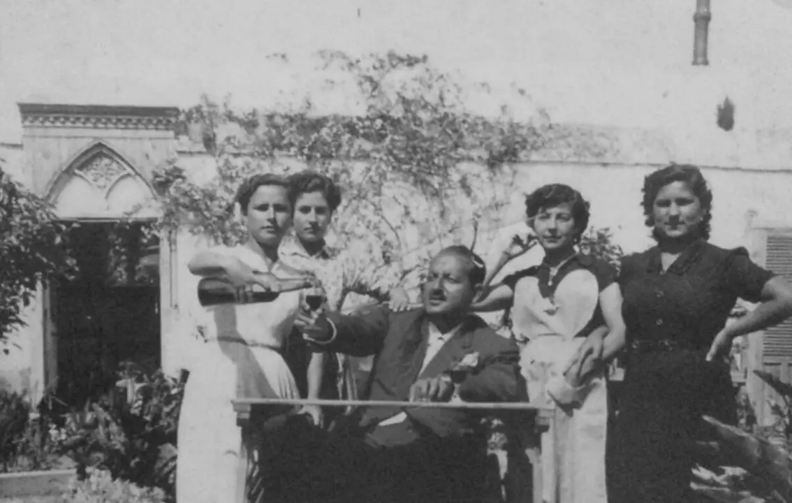 En el interior del "Recreo" Santa Ana. | Cedida por Amalia Gonz&aacute;lez.