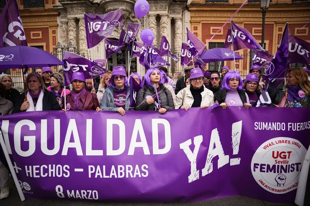 EuropaPress_7343851_concentracion_motivo_8m_convocada_ugt_frente_palacio_san_telmo_06_marzo