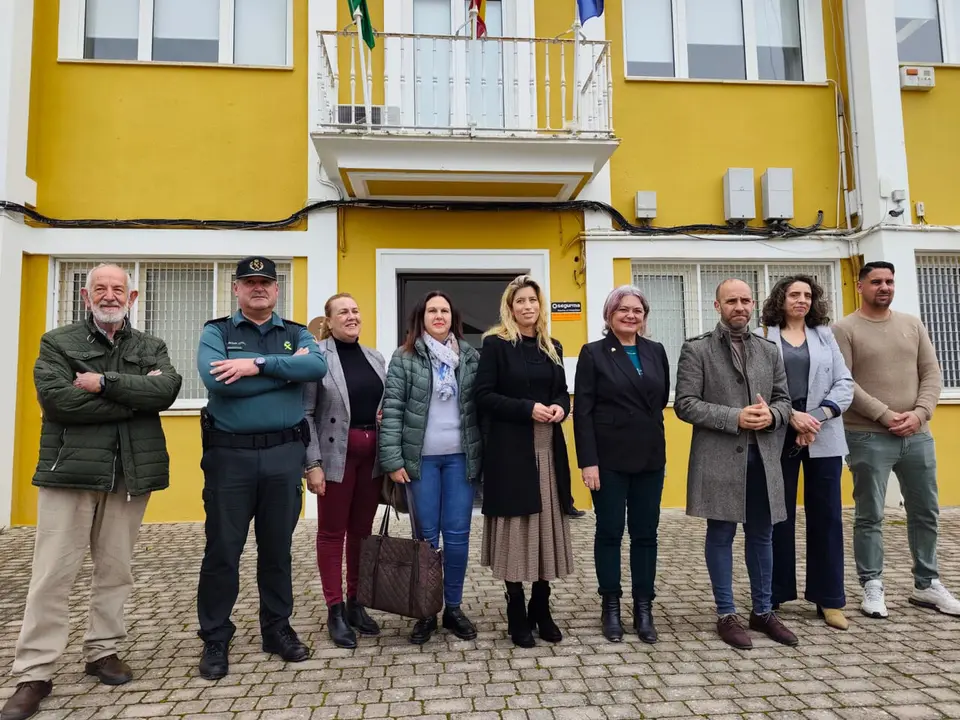 Blanca Flores, bien acompa&ntilde;ada en su vista a la Mancomunidad de Villamart&iacute;n./ MAC&Iacute;AS.
