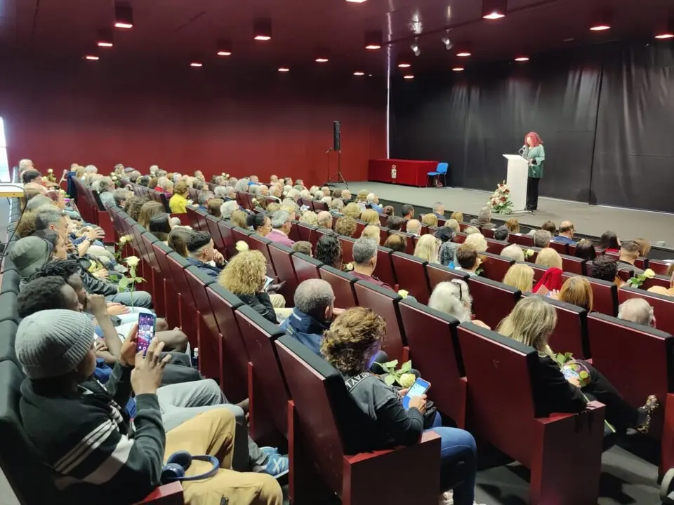 Isla Cristina rinde homenaje a las mujeres de la industria del mar en el acto central del 8M. | Ayto. Isla Cristina.