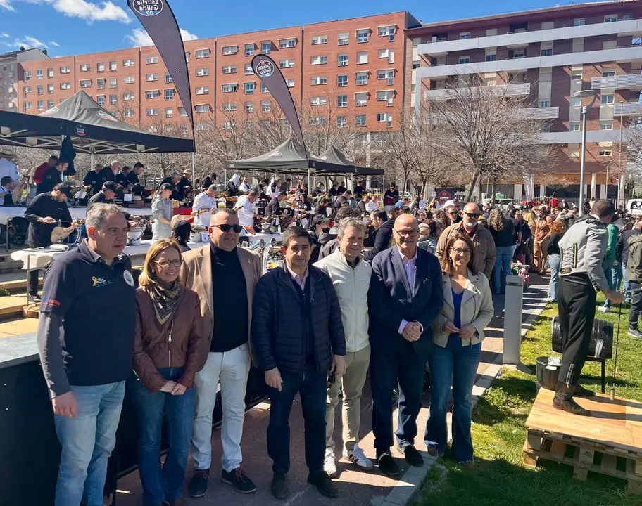 M&aacute;s de 130 cortadores de jam&oacute;n se citan en Ja&eacute;n. - Foto: Diputaci&oacute;n.
