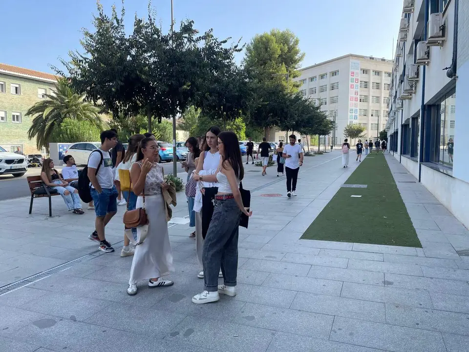 Estudiantes de la Universidad de Granada. | Europa Press.