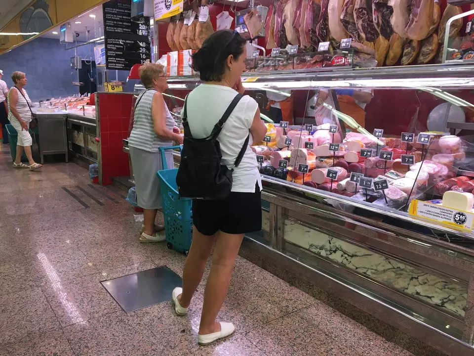 Fotos de recursos de gente comprando. | Europa Press.