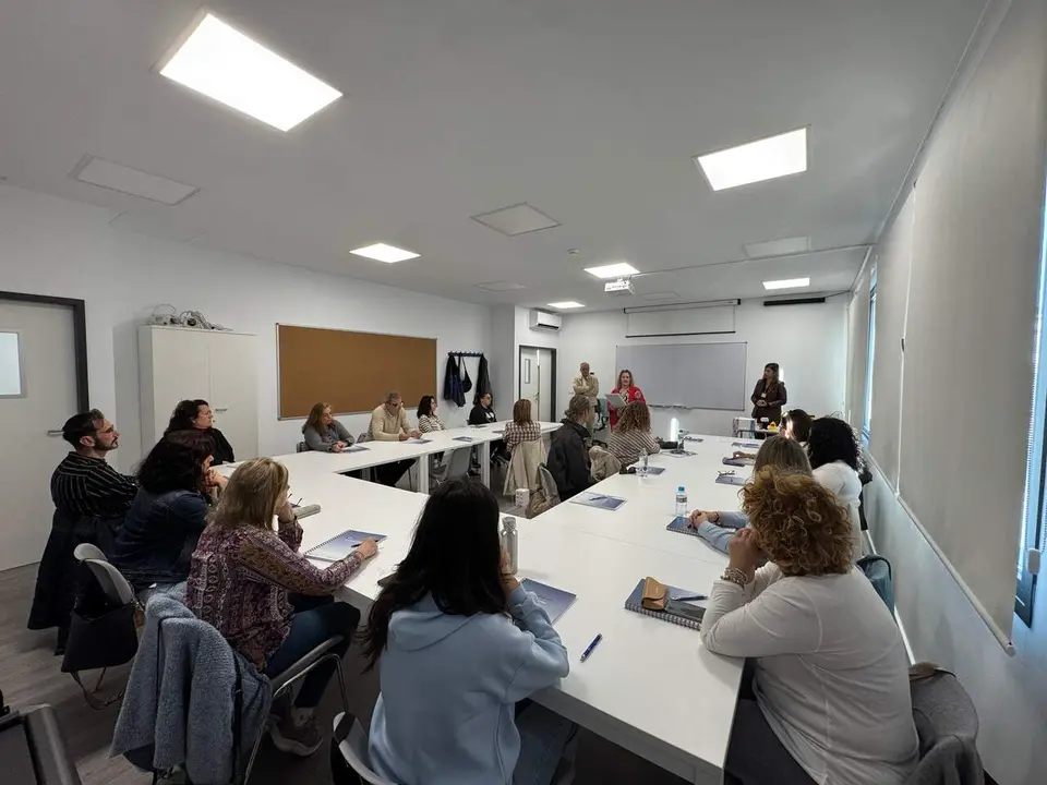 Curso de Conserje-recepcionista en Tomares.| AYTO TOMARES