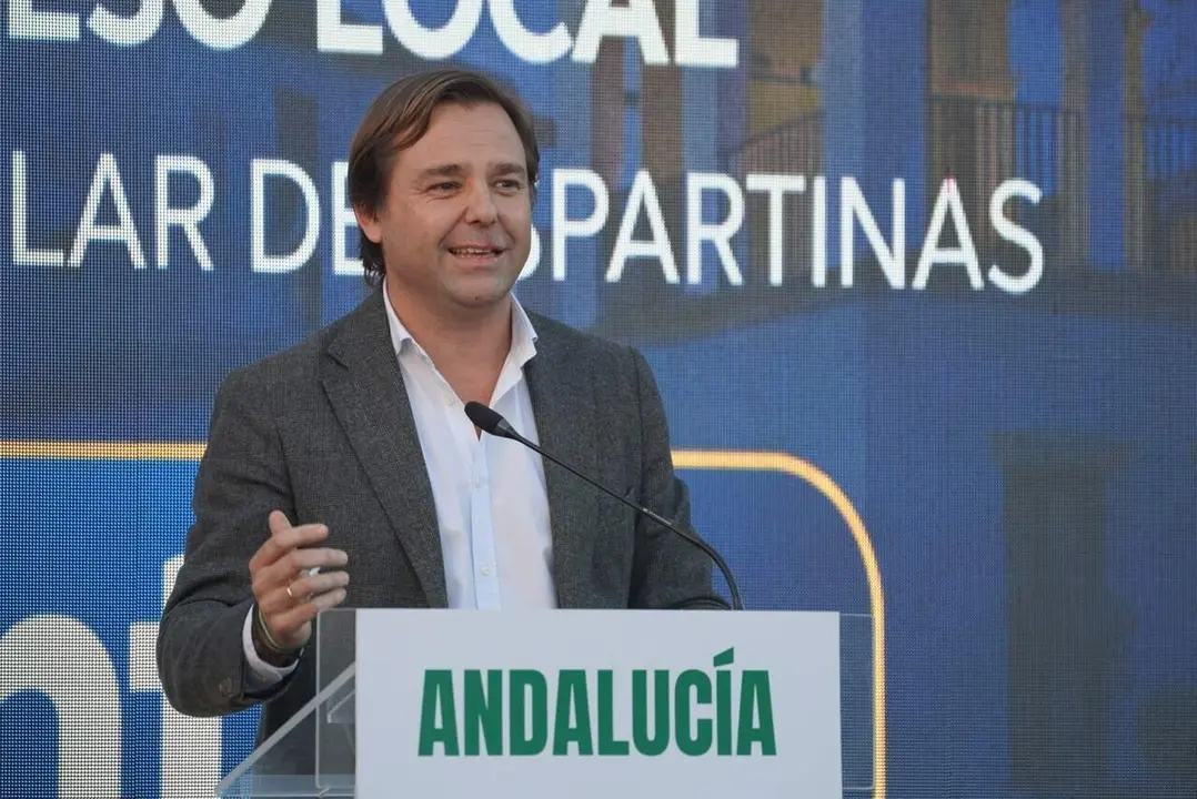 El secretario general del PP de Andaluc&iacute;a, Antonio Repullo, en el congreso local del PP de Espartinas.| PP