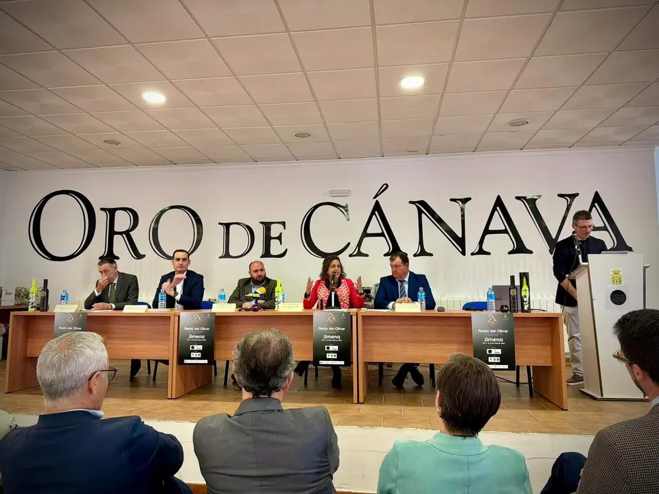 La consejera de Sostenibilidad y Medio Ambiente, Catalina Garc&iacute;a, durante el acto de celebraci&oacute;n del 50&ordm; aniversario de la Sociedad Cooperativa Nuestra Se&ntilde;ora de los Remedios | EP