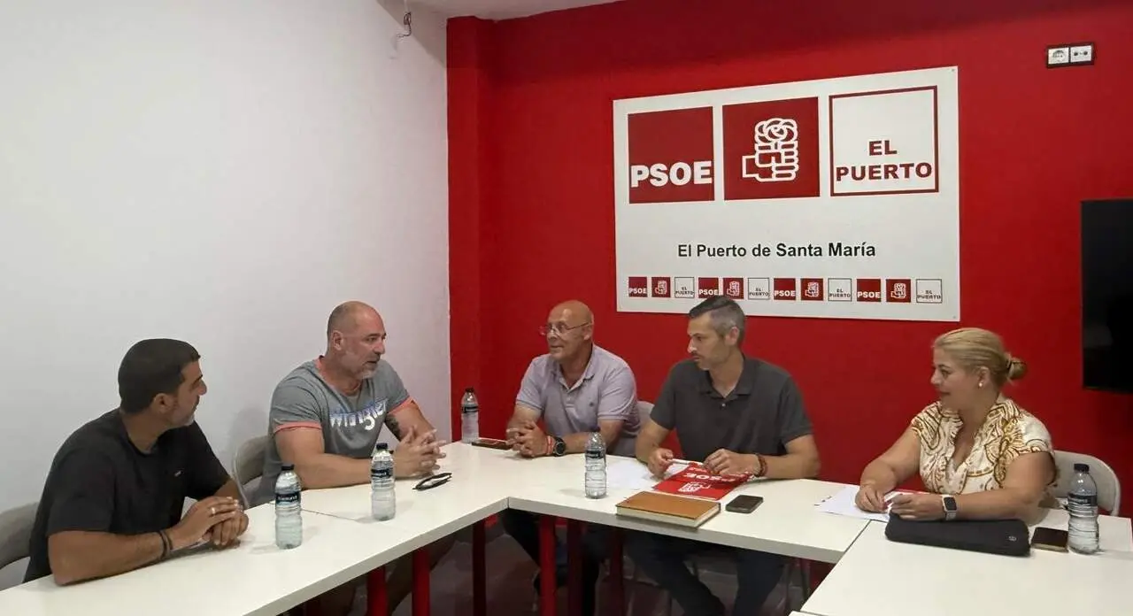Reuni&oacute;n PSOE y UGT. | VIVA