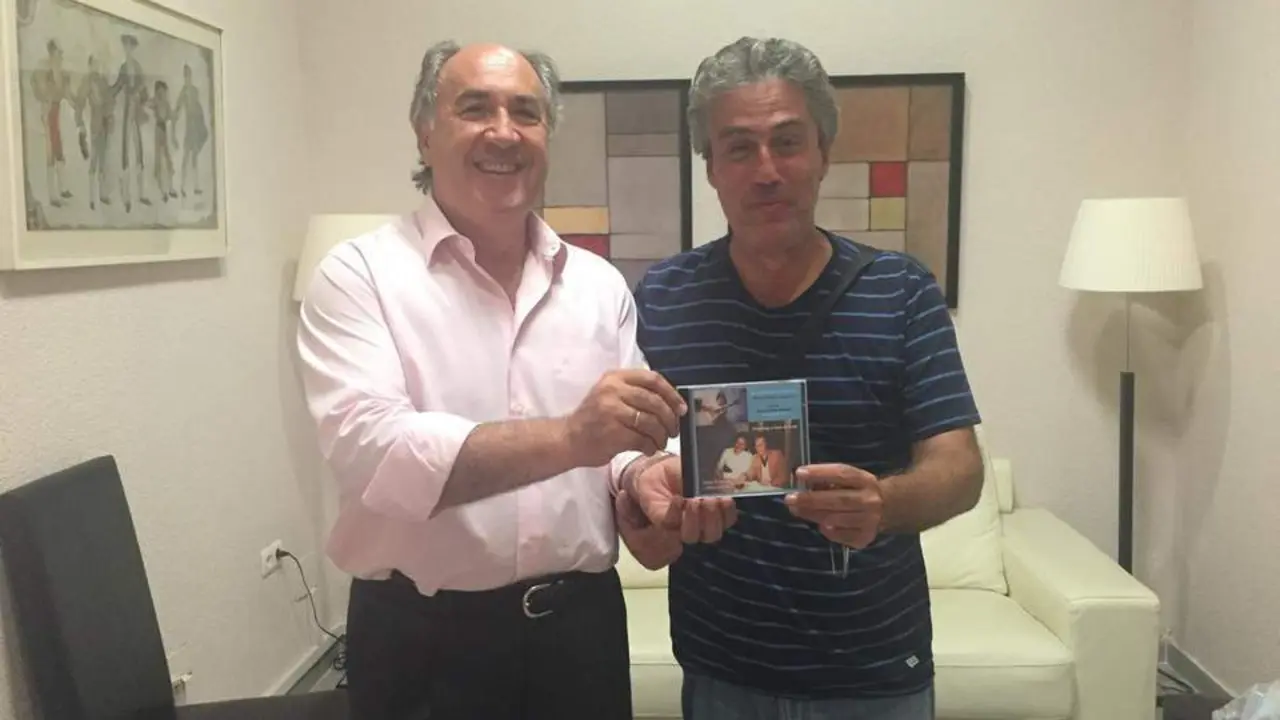 El m&uacute;sico, junto a Landaluce - A.I.
