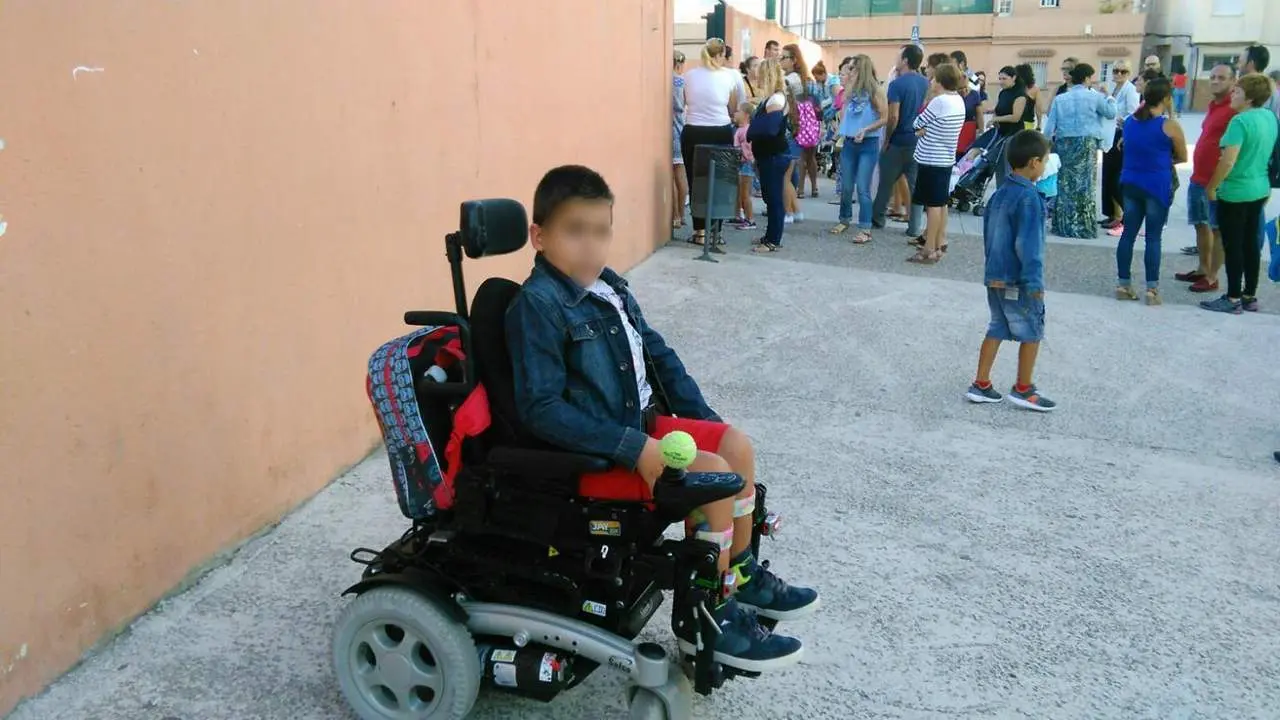 Sa&uacute;l en su colegio - AI
