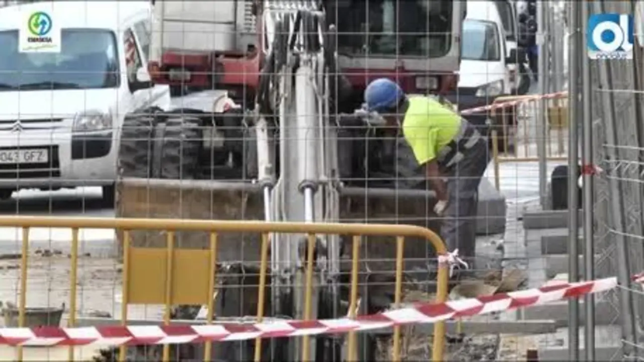 Emasesa aborda la renovaci&oacute;n completa de la red en Virgen de Regla