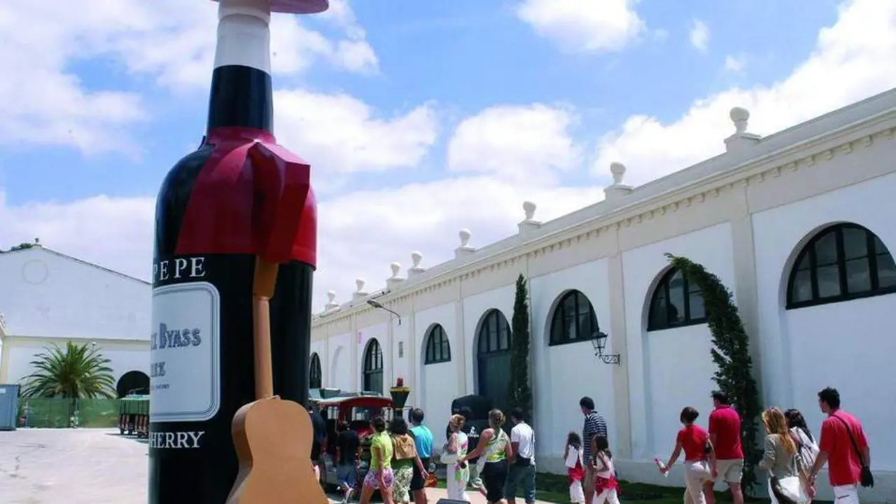 Sede de tio pepe en jerez - viva
