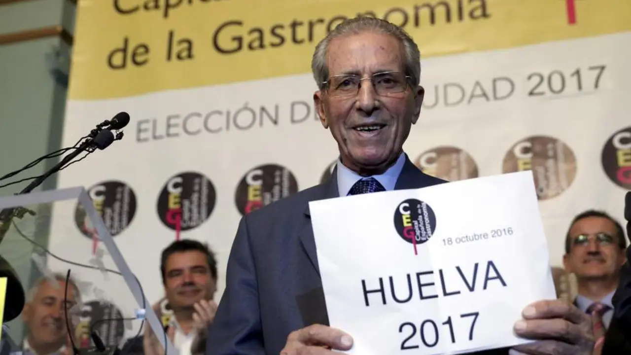 Anuncio de la ganadora - EFE / CHEMA MOYA