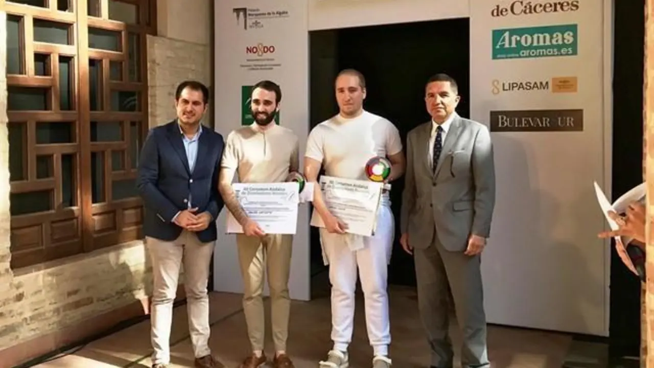 Premiados. - J.A.