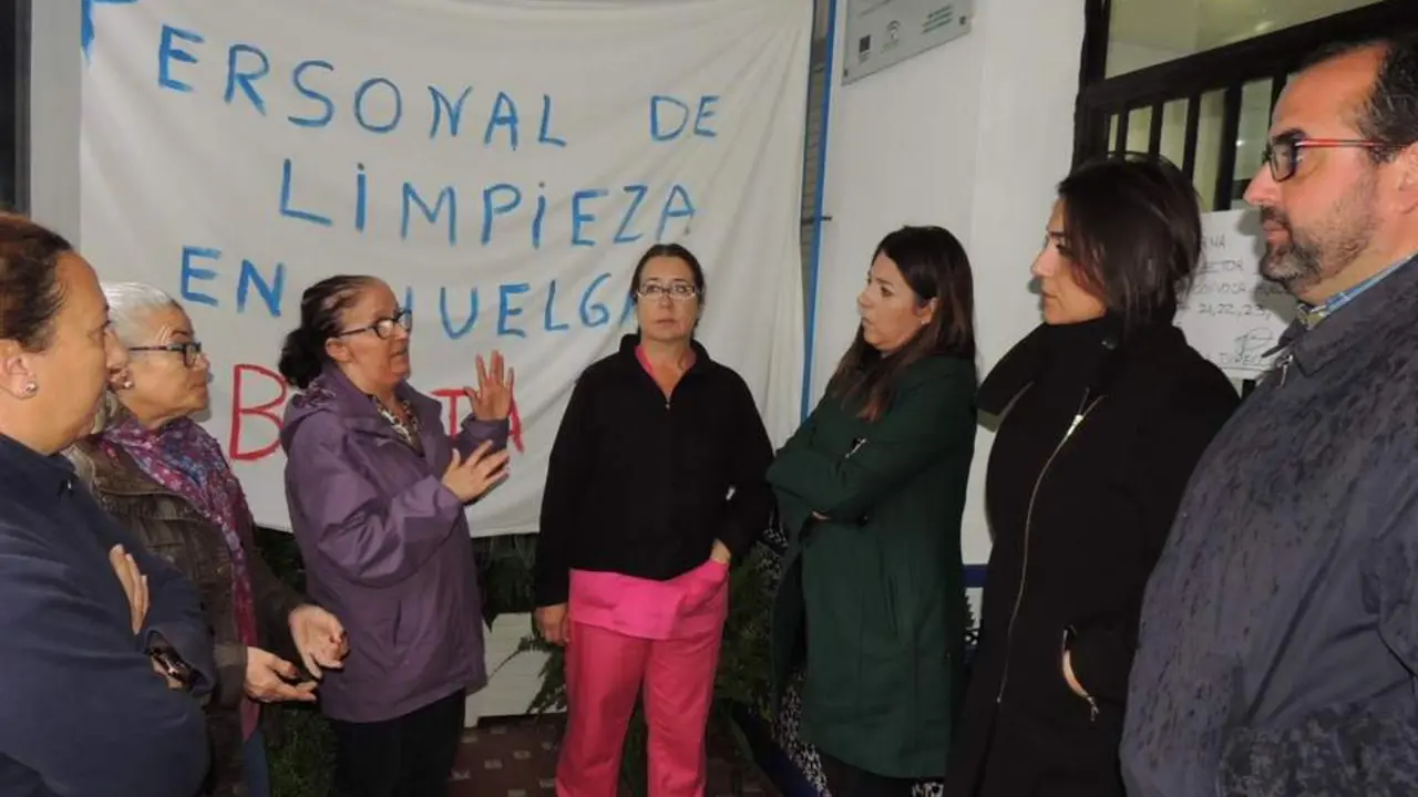 Huelga limpiadoras E.I. Reina Juana - AI