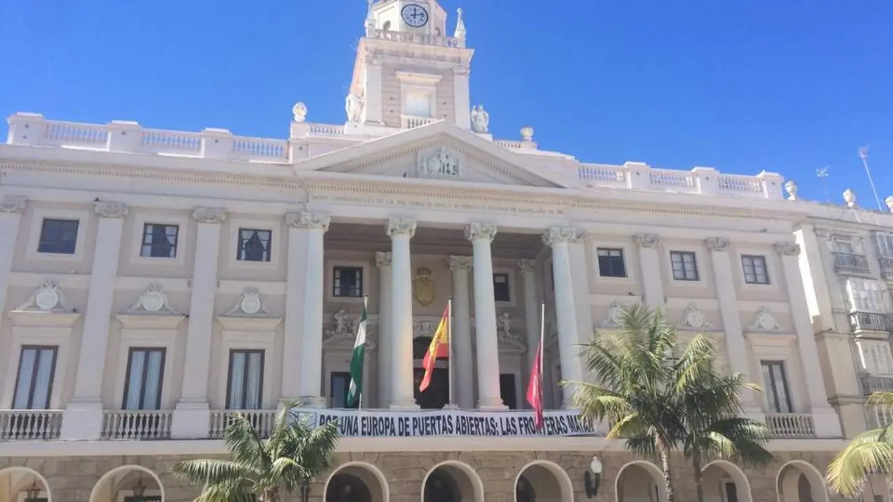 S&oacute;lo dos sindicatos se abstienen.  - Viva