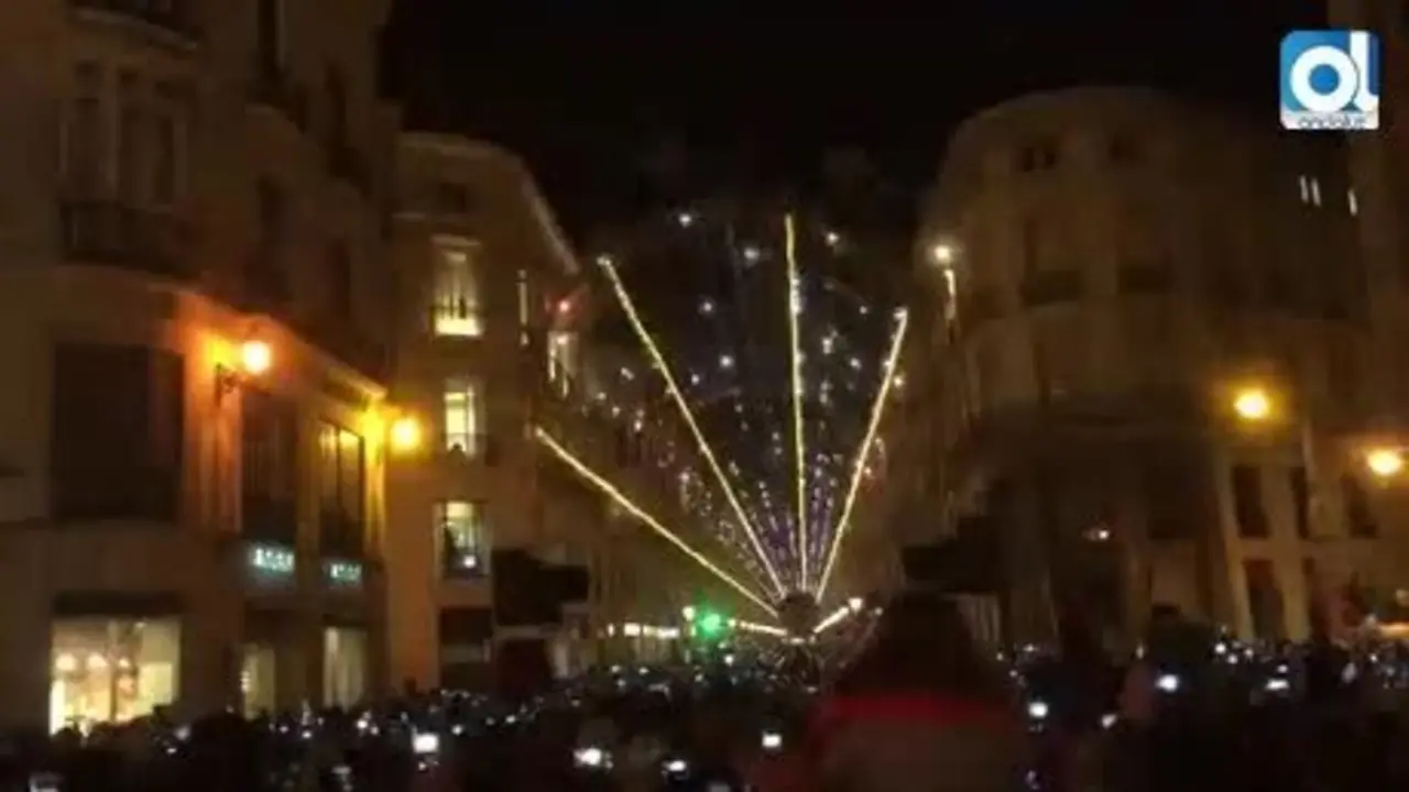 El espect&aacute;culo de luz y sonido de calle Larios llega a 250.000 visitas